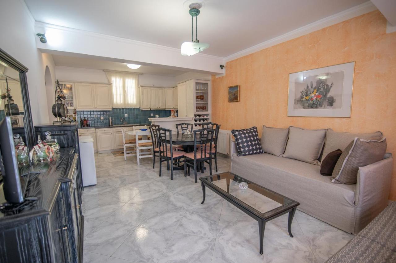 Naxos City Evangelia'S Mansion מראה חיצוני תמונה