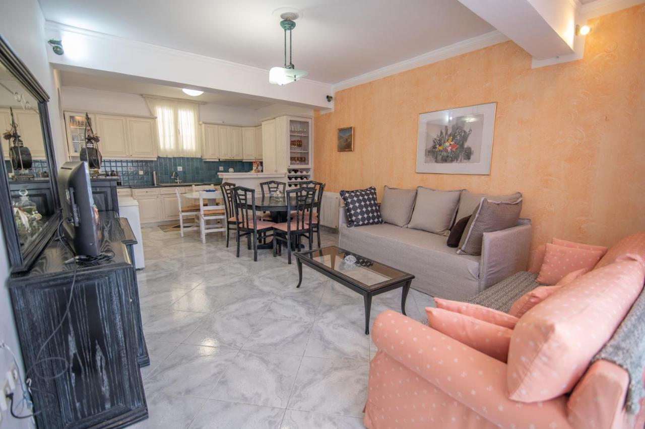 Naxos City Evangelia'S Mansion מראה חיצוני תמונה